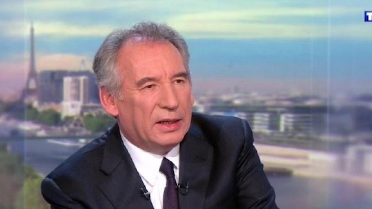 Interview De François Bayrou Dans Le Journal De 20h De TF1 - Video ...